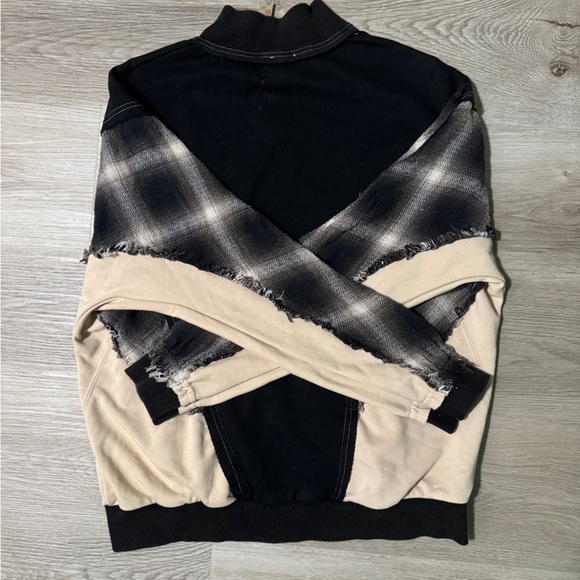 BKE Buckle Pieced Plaid Zipup Patchwork Jacket - Picture 5 of 7